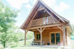 Chalet cosy à Sarlat-la-Canéda avec piscine partagée